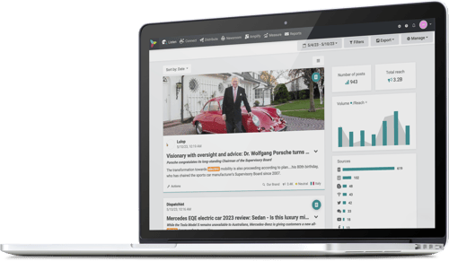 laptop-PRPlatform-Listen-0523-Left